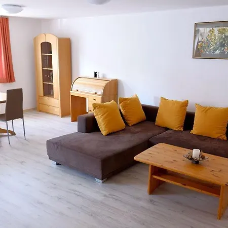 Haus Plager Apartmán Landau an der Isar