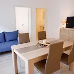 Haus Plager Апартаменты *